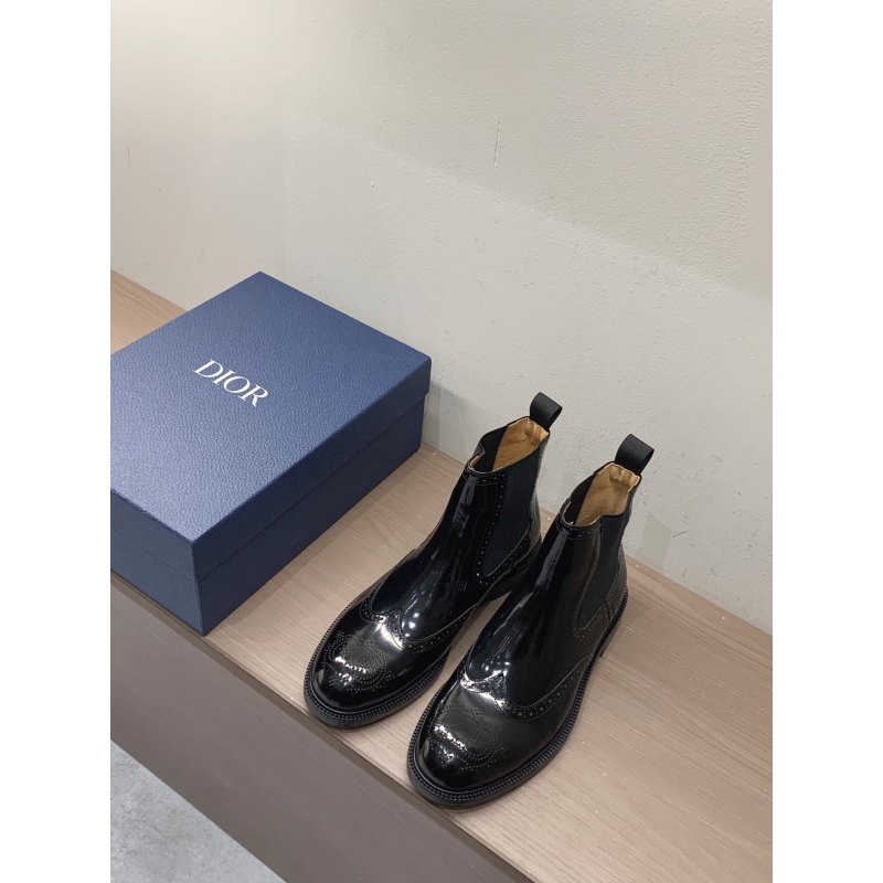 ch**an D*or boots